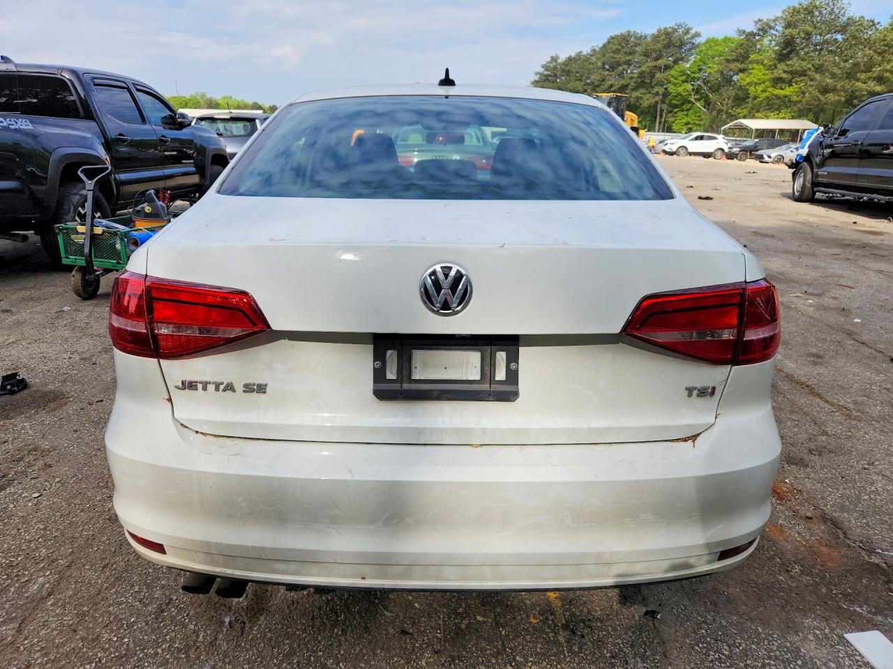 2017 VOLKSWAGEN JETTA SE photo 16