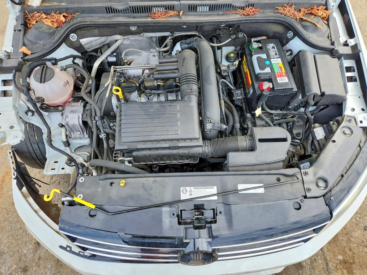 2017 VOLKSWAGEN JETTA SE photo 31