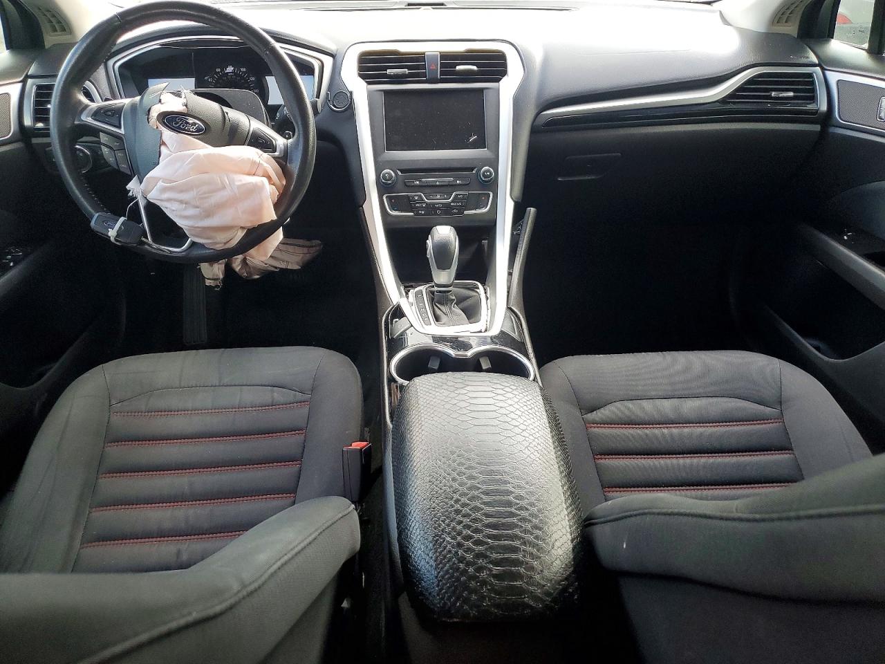 2016 FORD FUSION SE photo 22