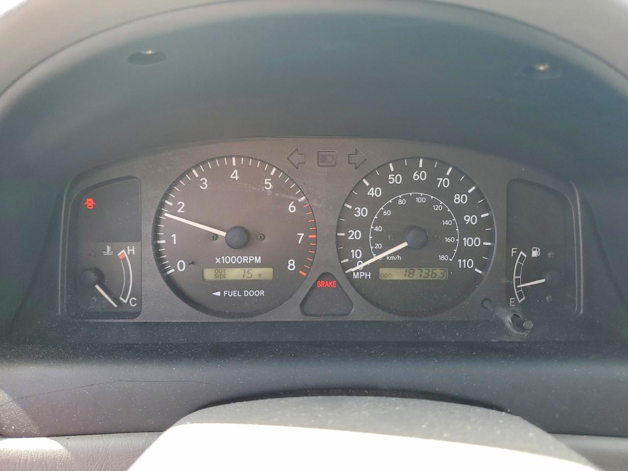 2001 TOYOTA COROLLA LE photo 17
