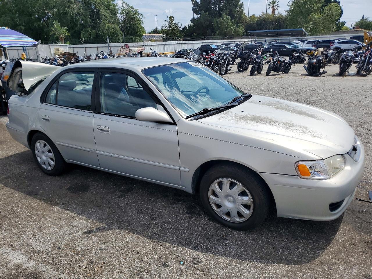 2001 TOYOTA COROLLA LE photo 7