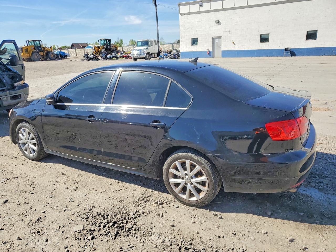 2014 VOLKSWAGEN JETTA SE photo 3