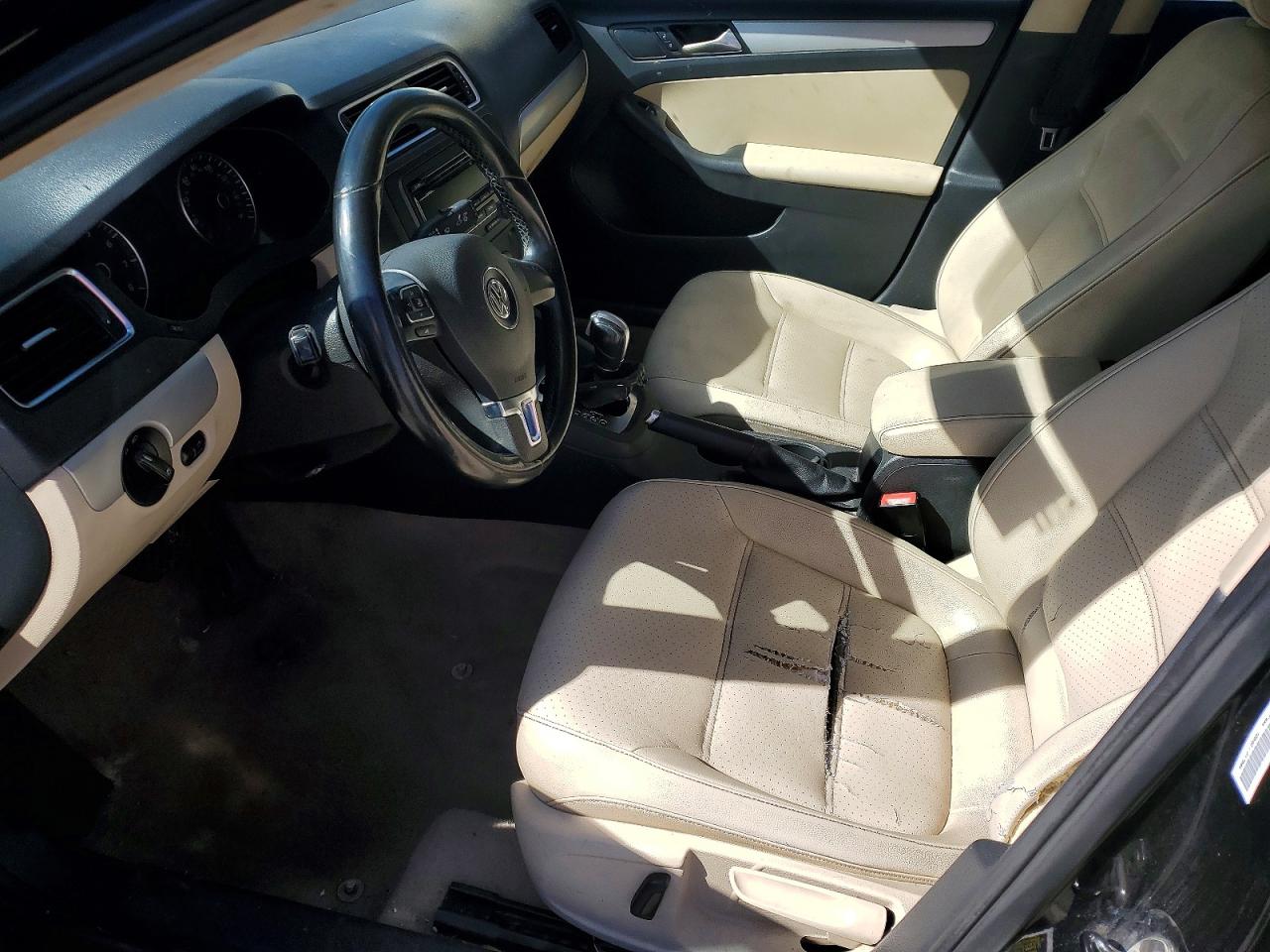 2014 VOLKSWAGEN JETTA SE photo 13