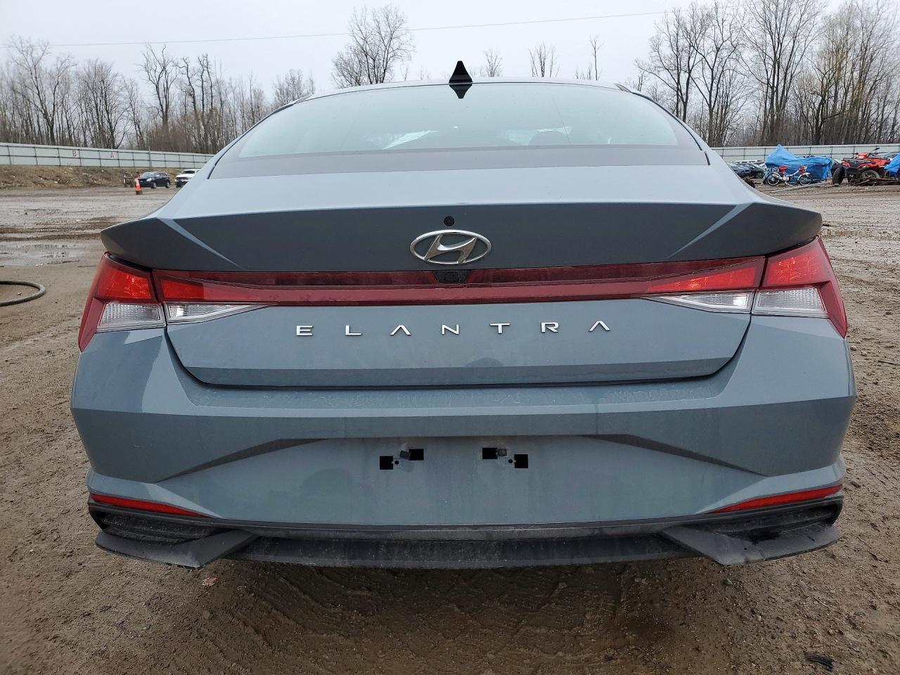 2022 HYUNDAI ELANTRA SEL photo 11