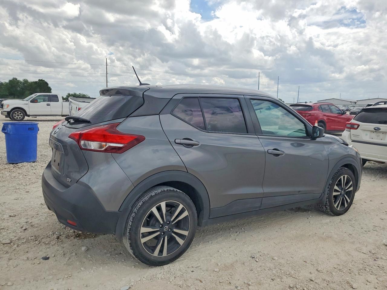 2018 NISSAN KICKS SV photo 5