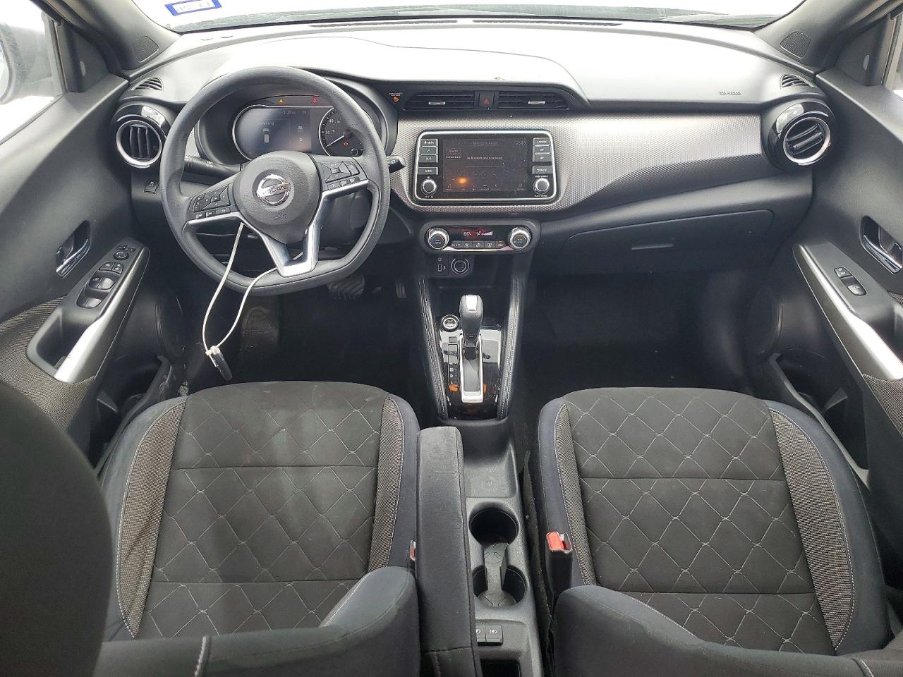 2018 NISSAN KICKS SV photo 15