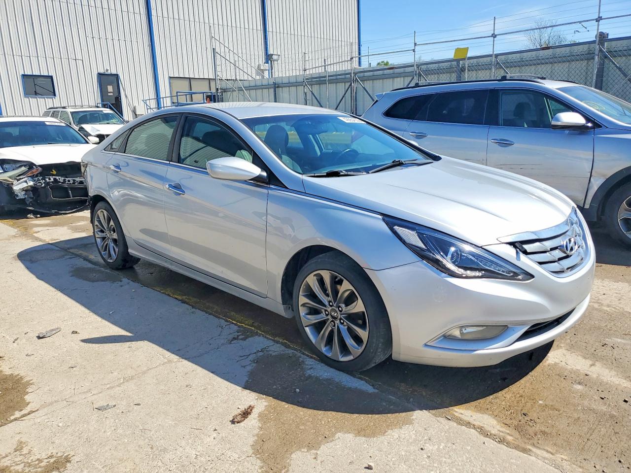 2012 HYUNDAI SONATA SE photo 4