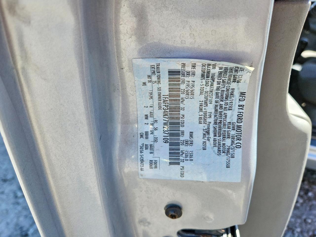 2007 FORD FOCUS ZX4 photo 12