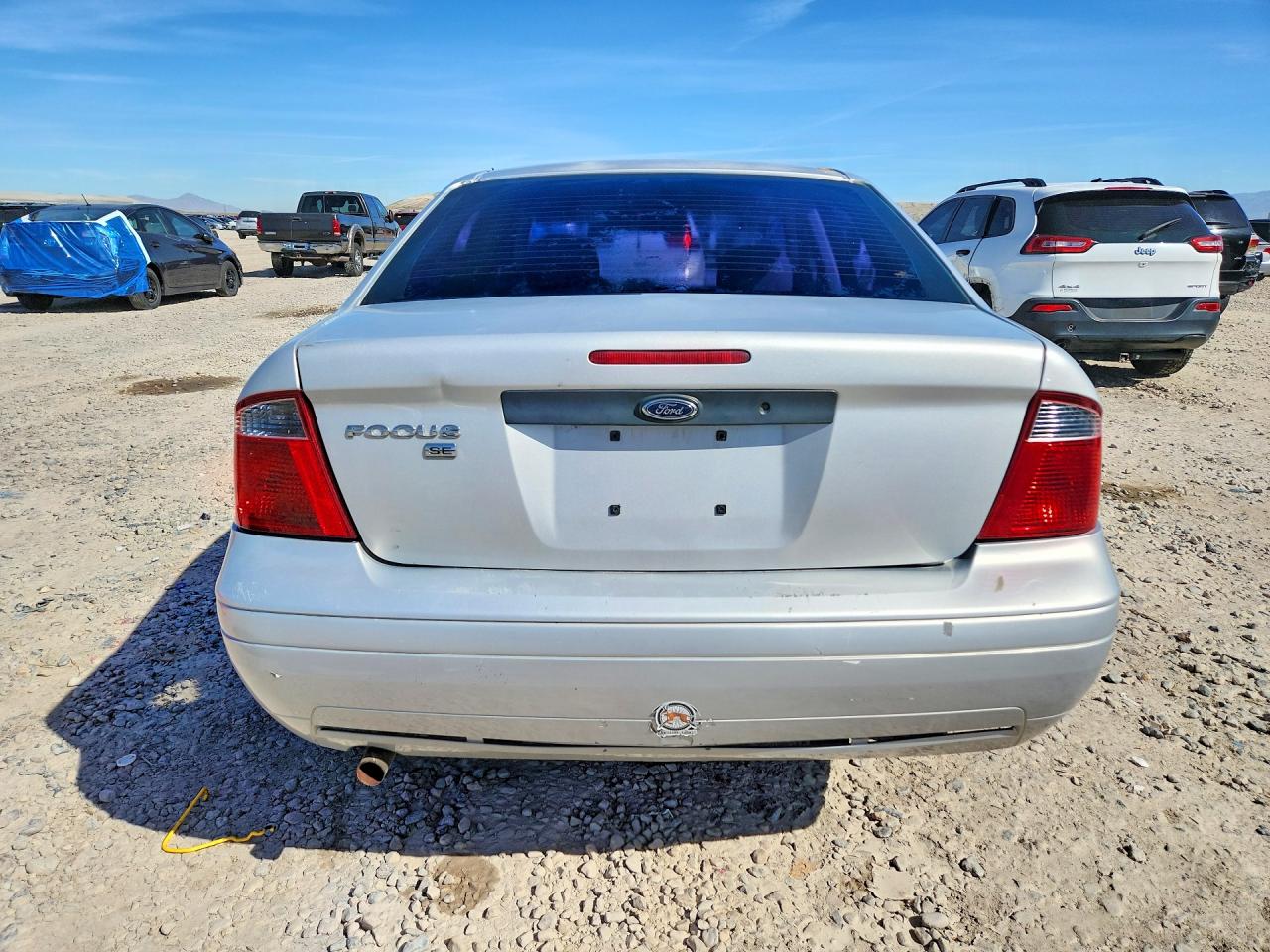 2007 FORD FOCUS ZX4 photo 6