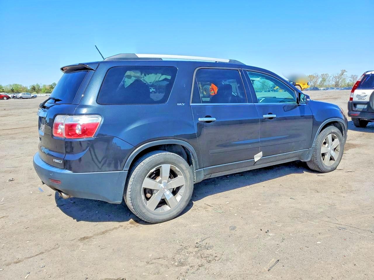 2011 GMC ACADIA SLT-1 photo 7