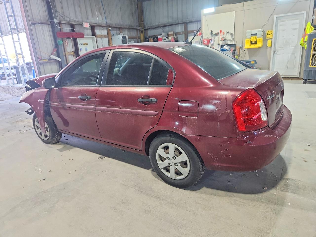 2010 HYUNDAI ACCENT GLS photo 3