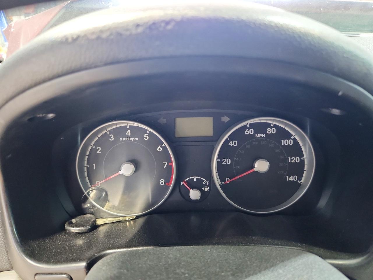 2010 HYUNDAI ACCENT GLS photo 17
