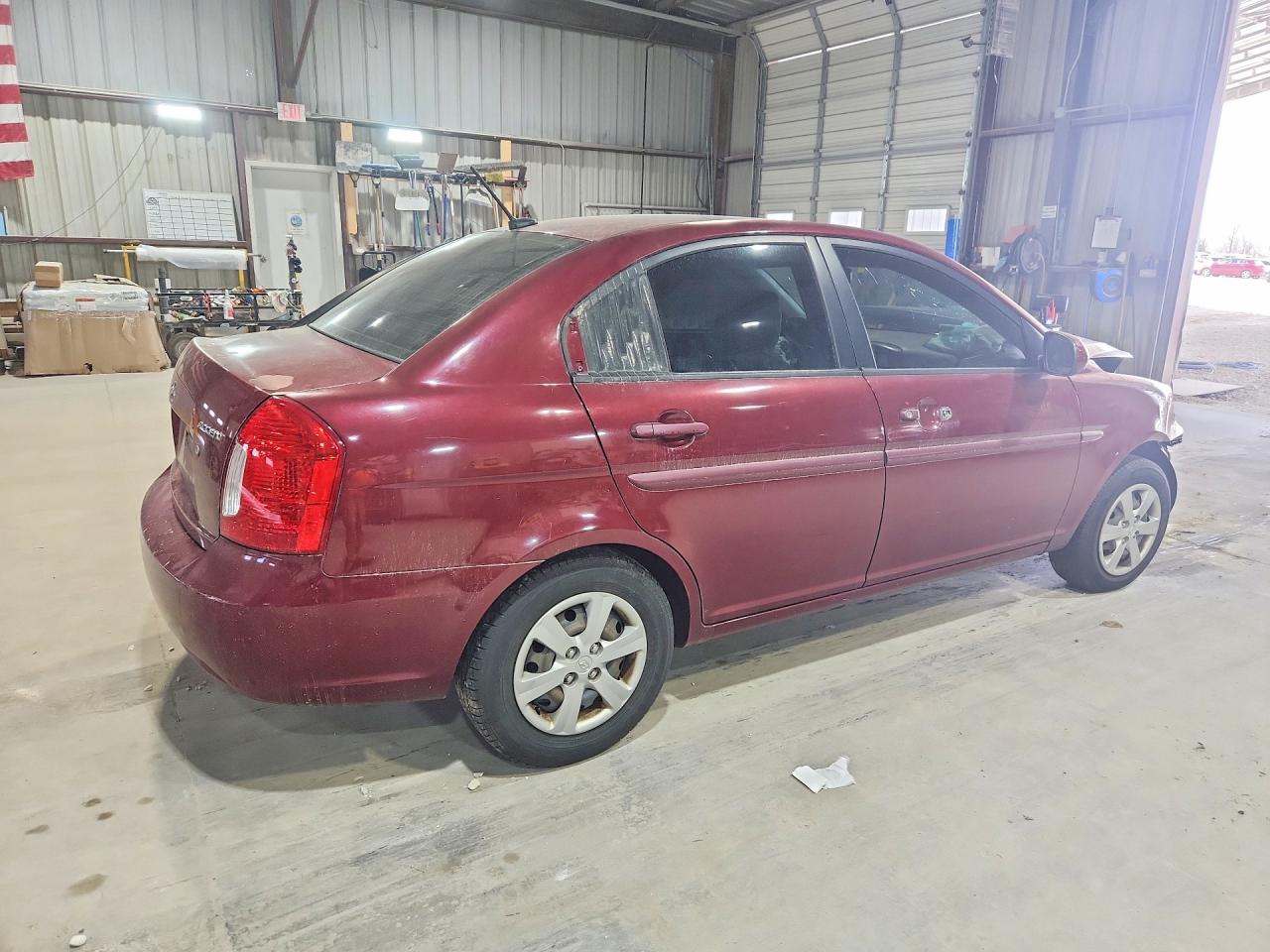 2010 HYUNDAI ACCENT GLS photo 5