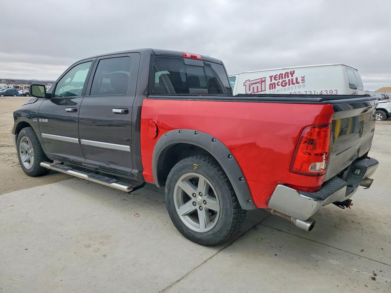 2010 DODGE RAM 1500 photo 2