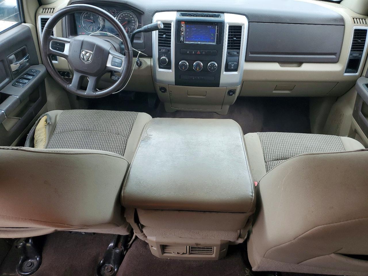 2010 DODGE RAM 1500 photo 8