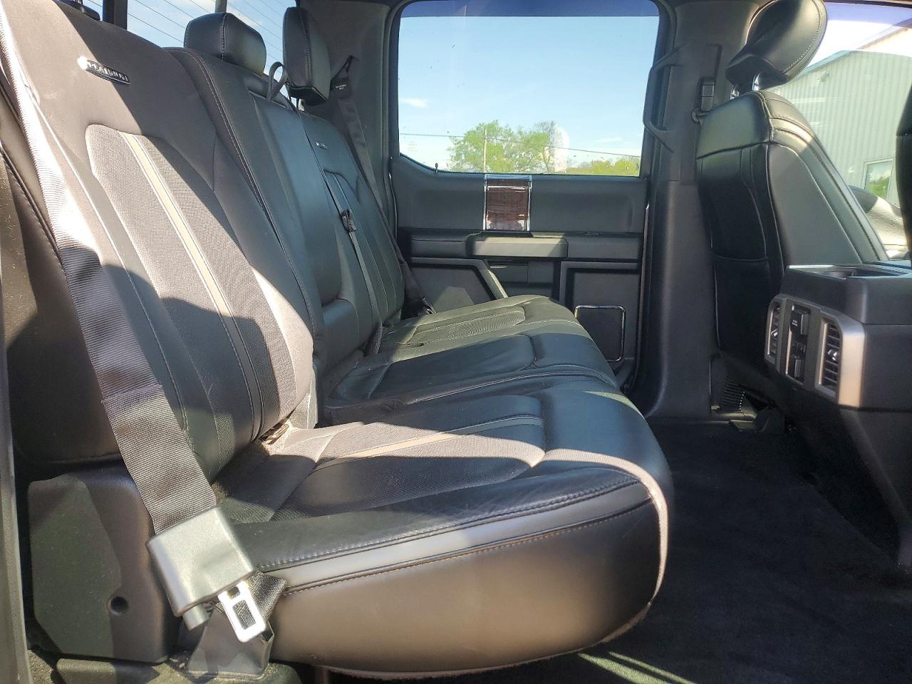 2015 FORD F150 SUPERCREW photo 19