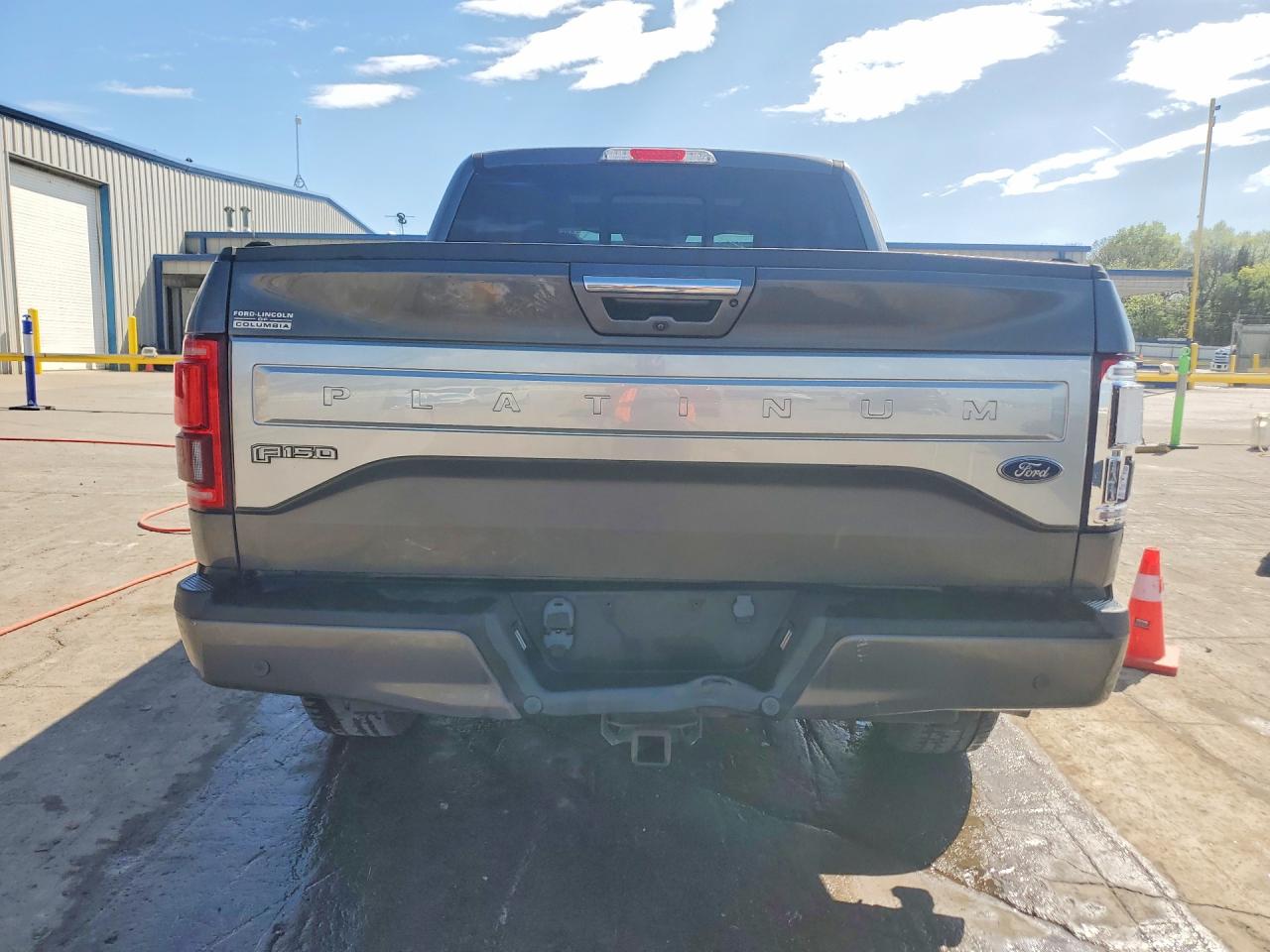 2015 FORD F150 SUPERCREW photo 11