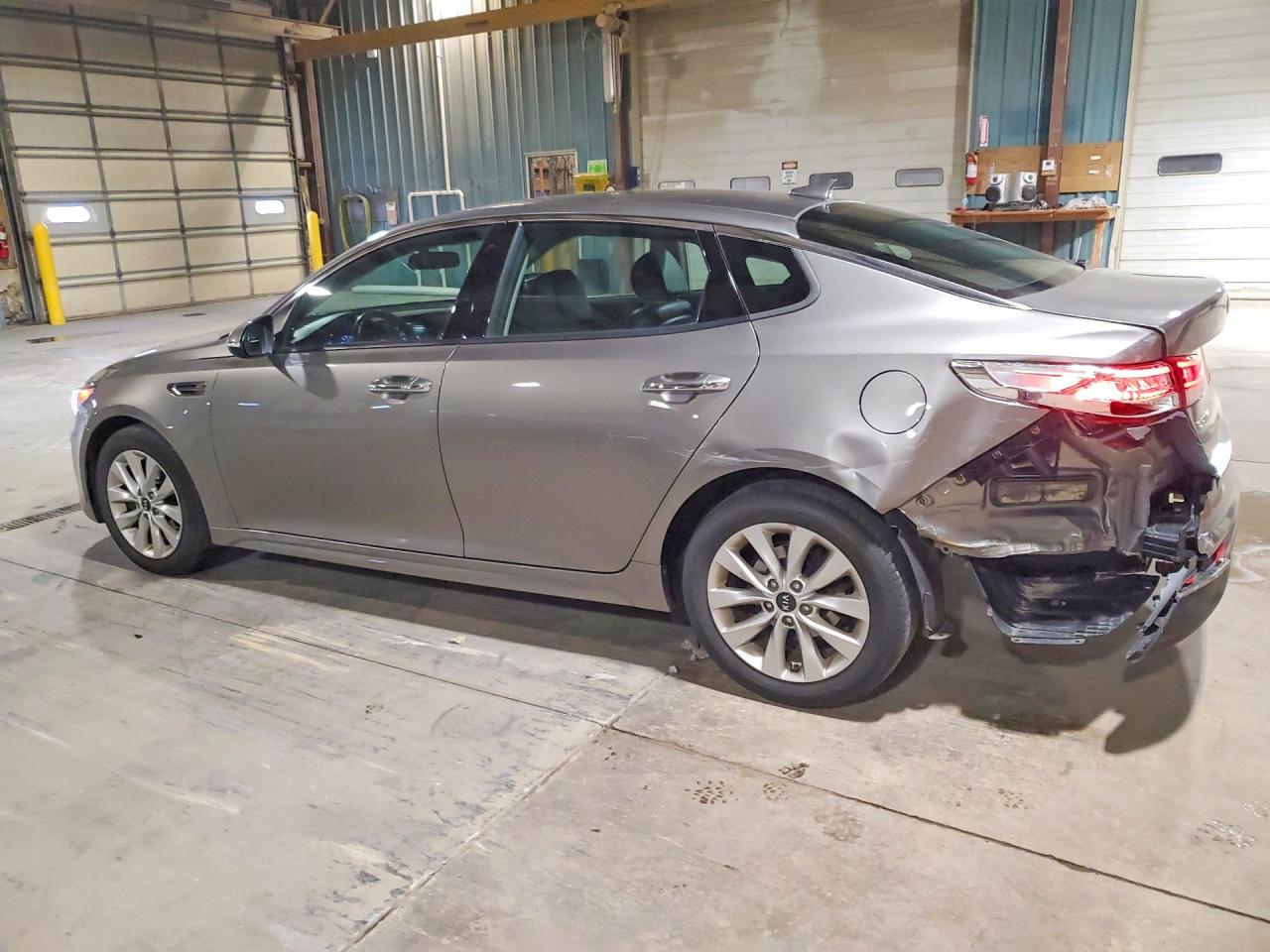2017 KIA OPTIMA EX photo 4