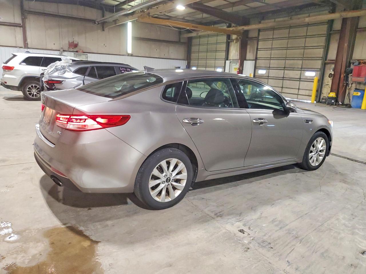 2017 KIA OPTIMA EX photo 7