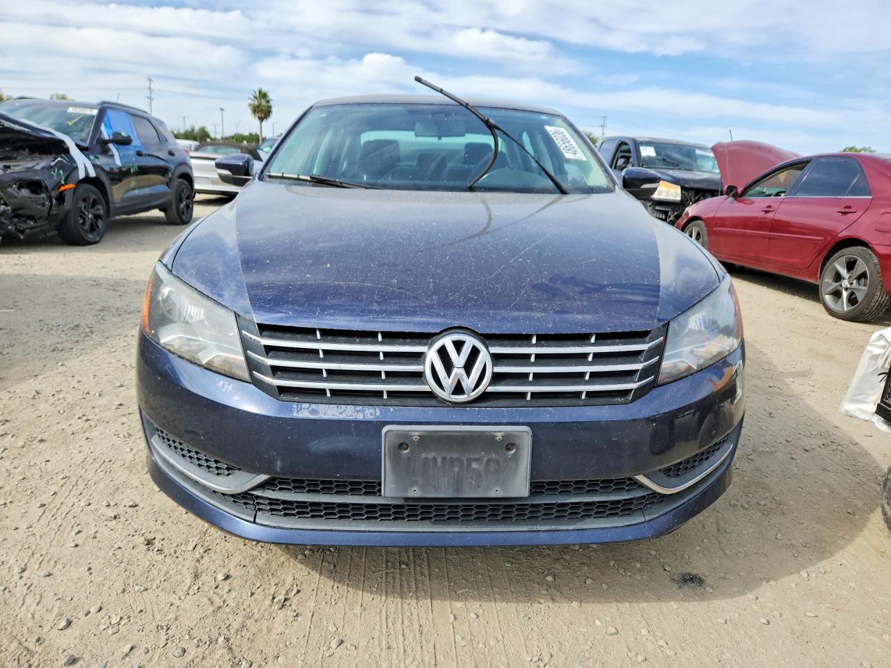2015 VOLKSWAGEN PASSAT SE photo 9