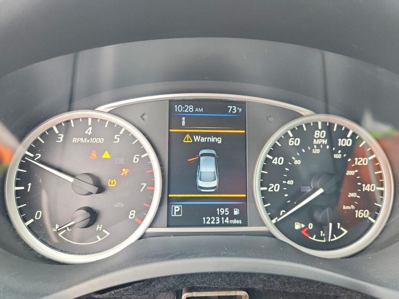 2019 NISSAN SENTRA S photo 9