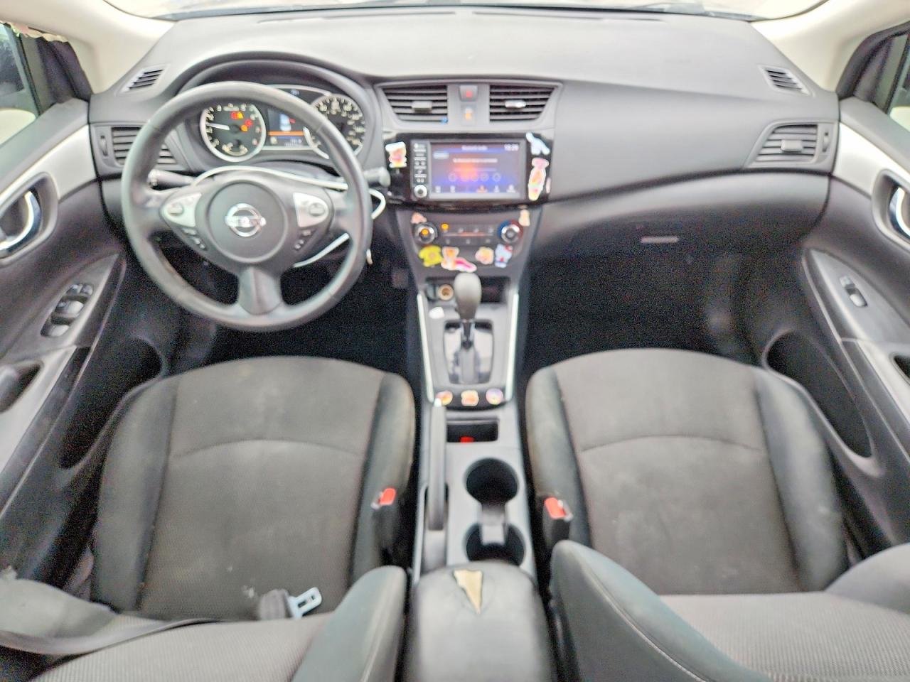 2019 NISSAN SENTRA S photo 8