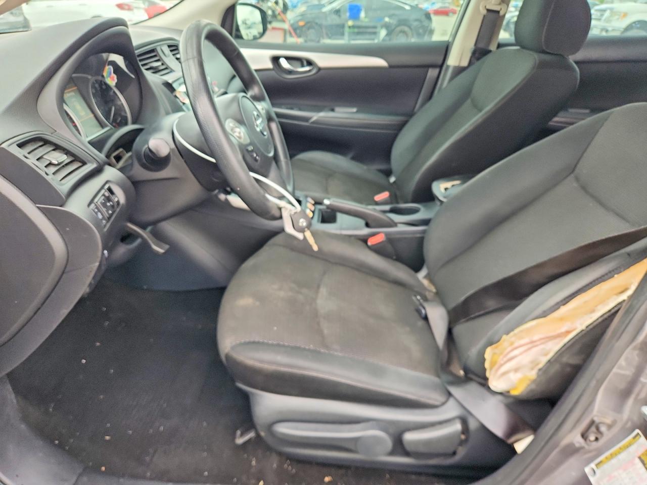 2019 NISSAN SENTRA S photo 7