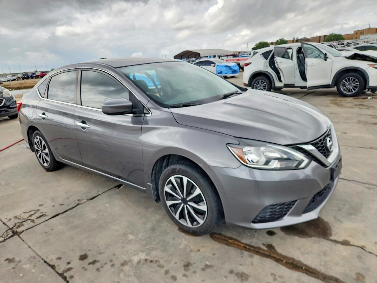 2019 NISSAN SENTRA S photo 4