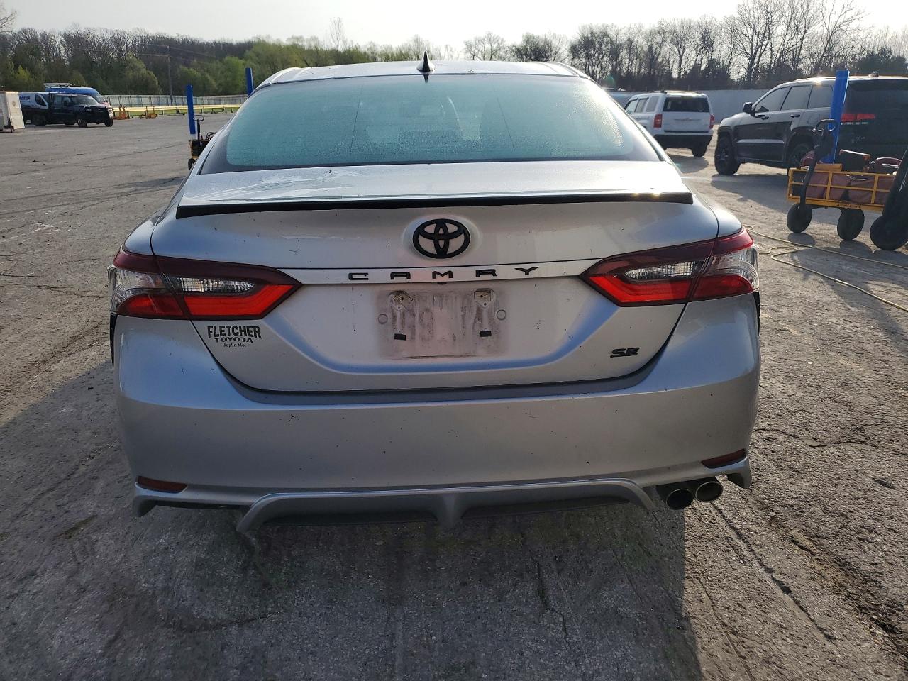 2022 TOYOTA CAMRY SE NIGHTSHADE photo 11