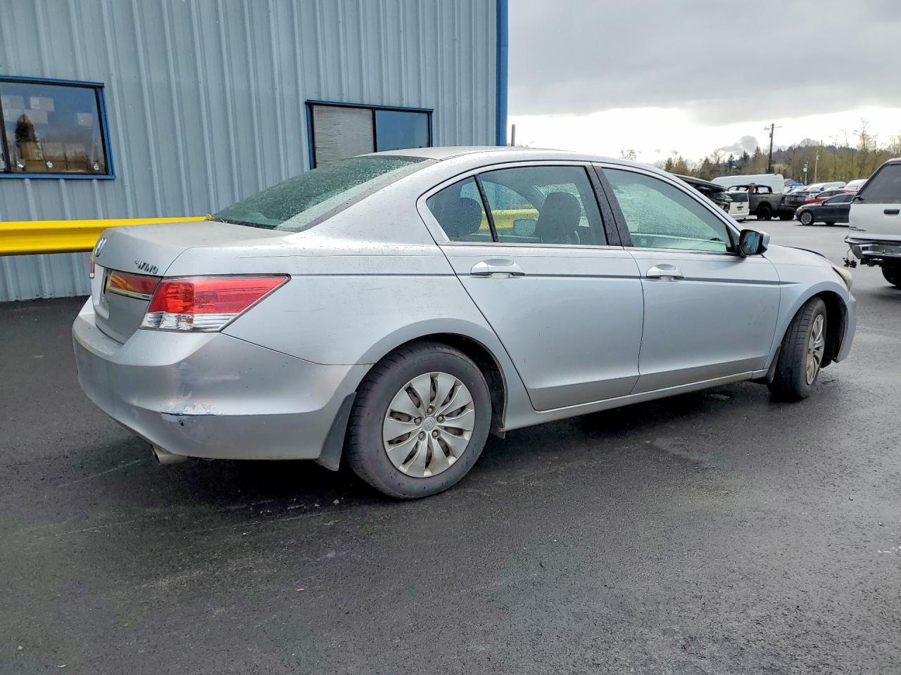 2012 HONDA ACCORD LX photo 3