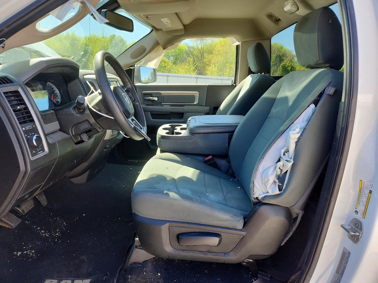 2019 RAM 1500 CLASSIC TRADESMAN photo 19