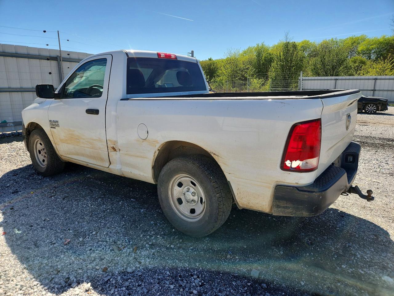2019 RAM 1500 CLASSIC TRADESMAN photo 4