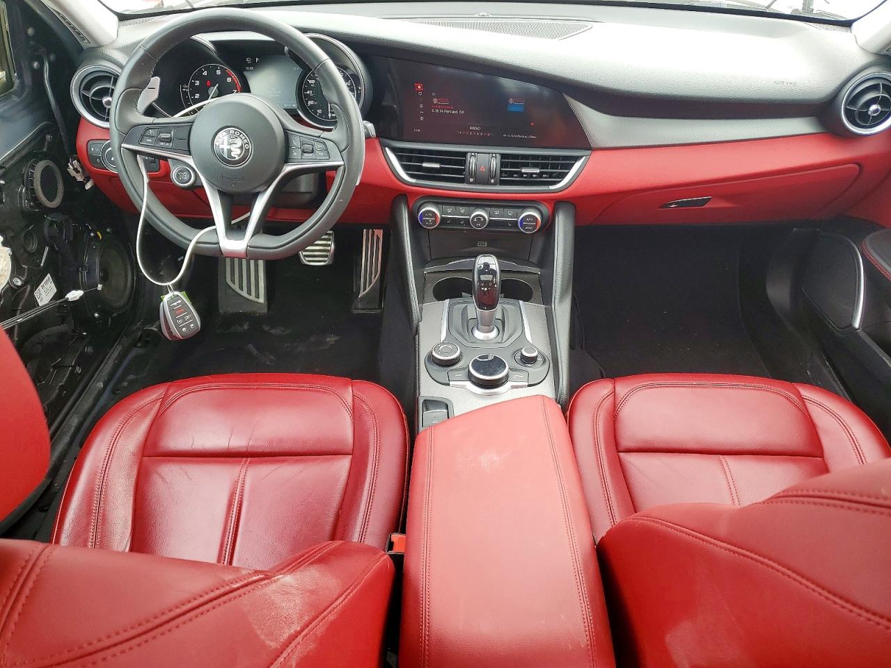 2019 ALFA ROMEO GIULIA photo 15