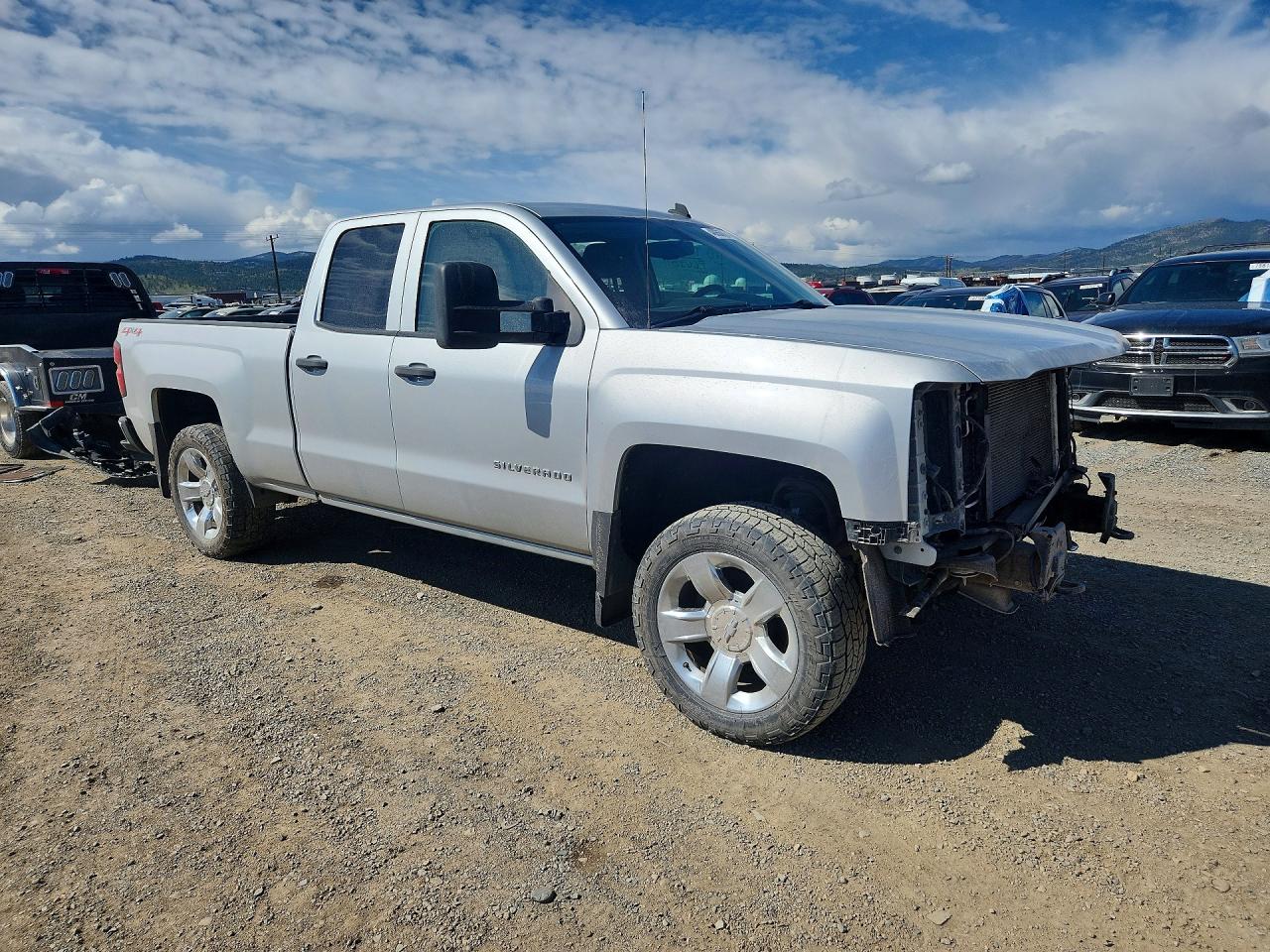 2014 CHEVROLET SILVERADO K1500 LT photo 4