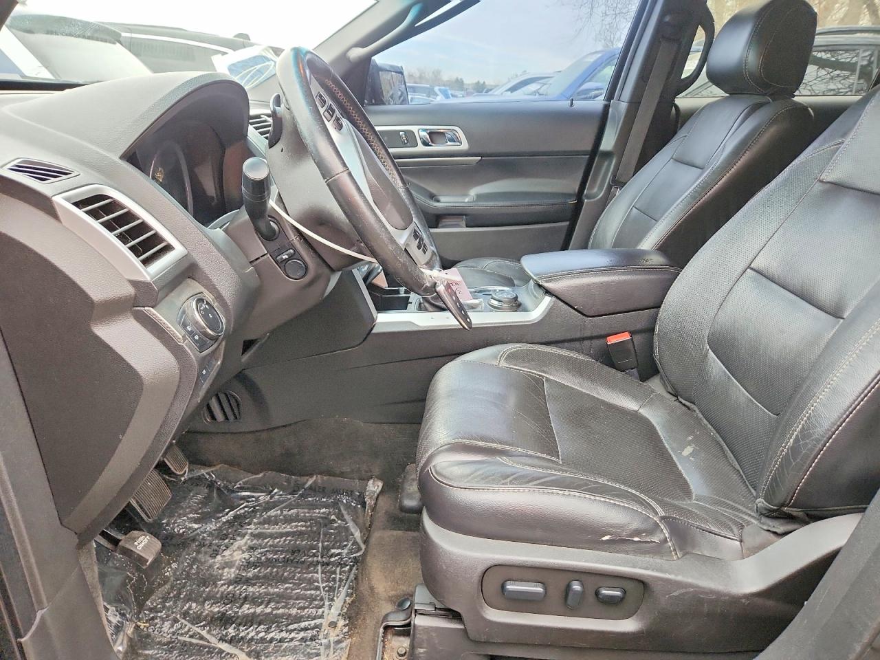 2015 FORD EXPLORER SPORT photo 13