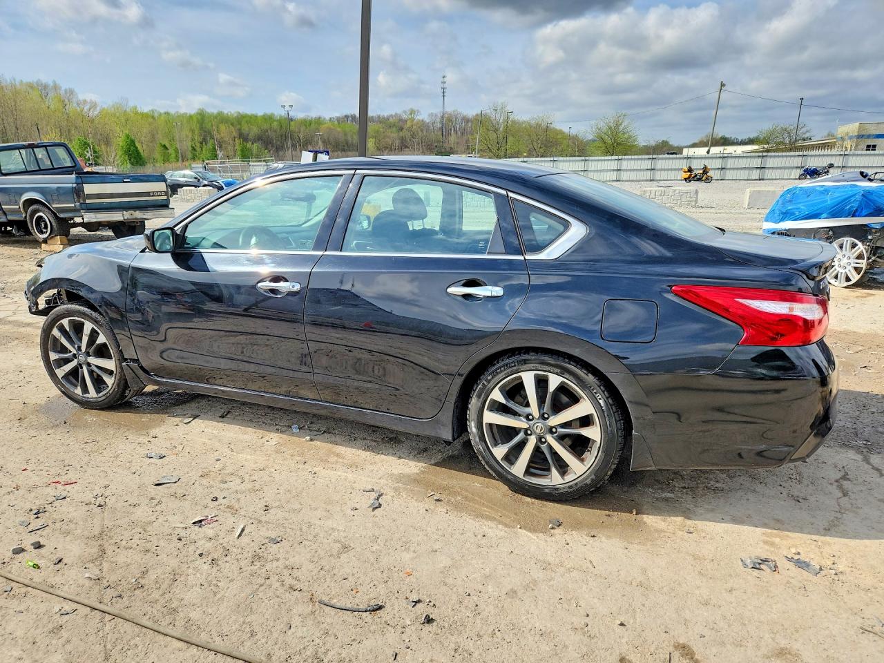 2016 NISSAN ALTIMA 2.5 SR photo 3
