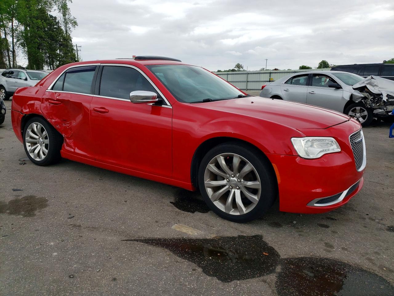2018 CHRYSLER 300 TOURING photo 4