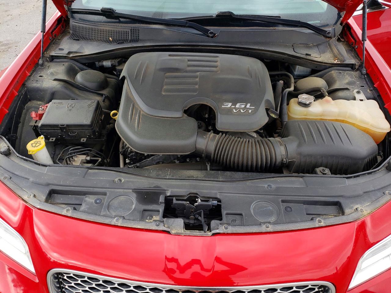 2018 CHRYSLER 300 TOURING photo 11