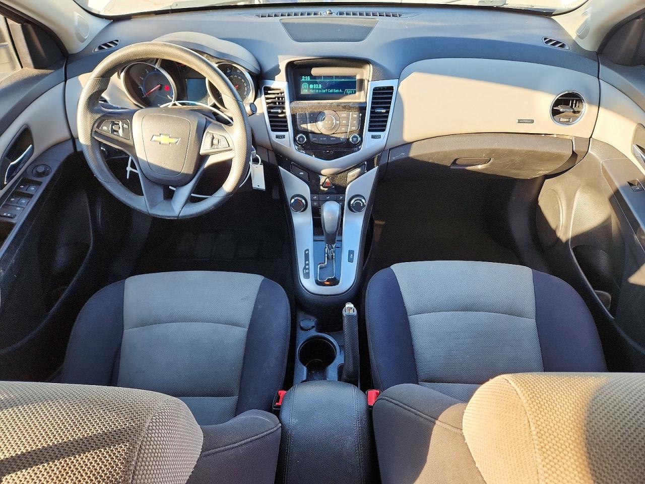2015 CHEVROLET CRUZE LS photo 15