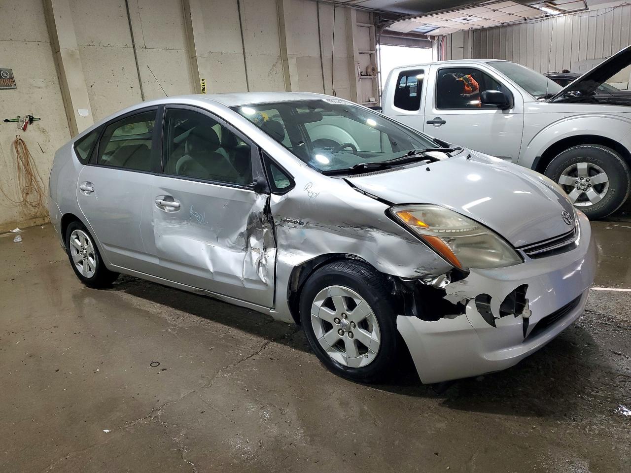 2009 TOYOTA PRIUS BASE photo 10