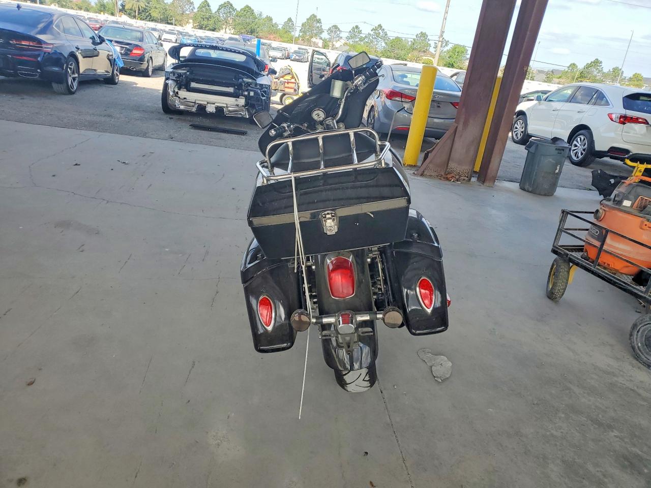 2000 HONDA VT1100 C2 photo 10