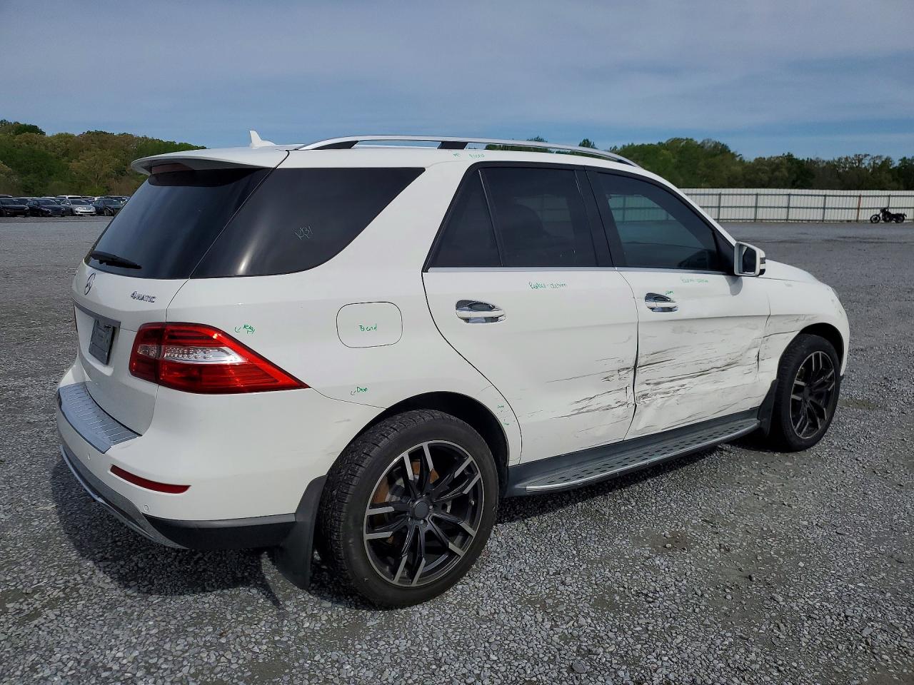 2015 MERCEDES-BENZ ML 350 4MATIC photo 7
