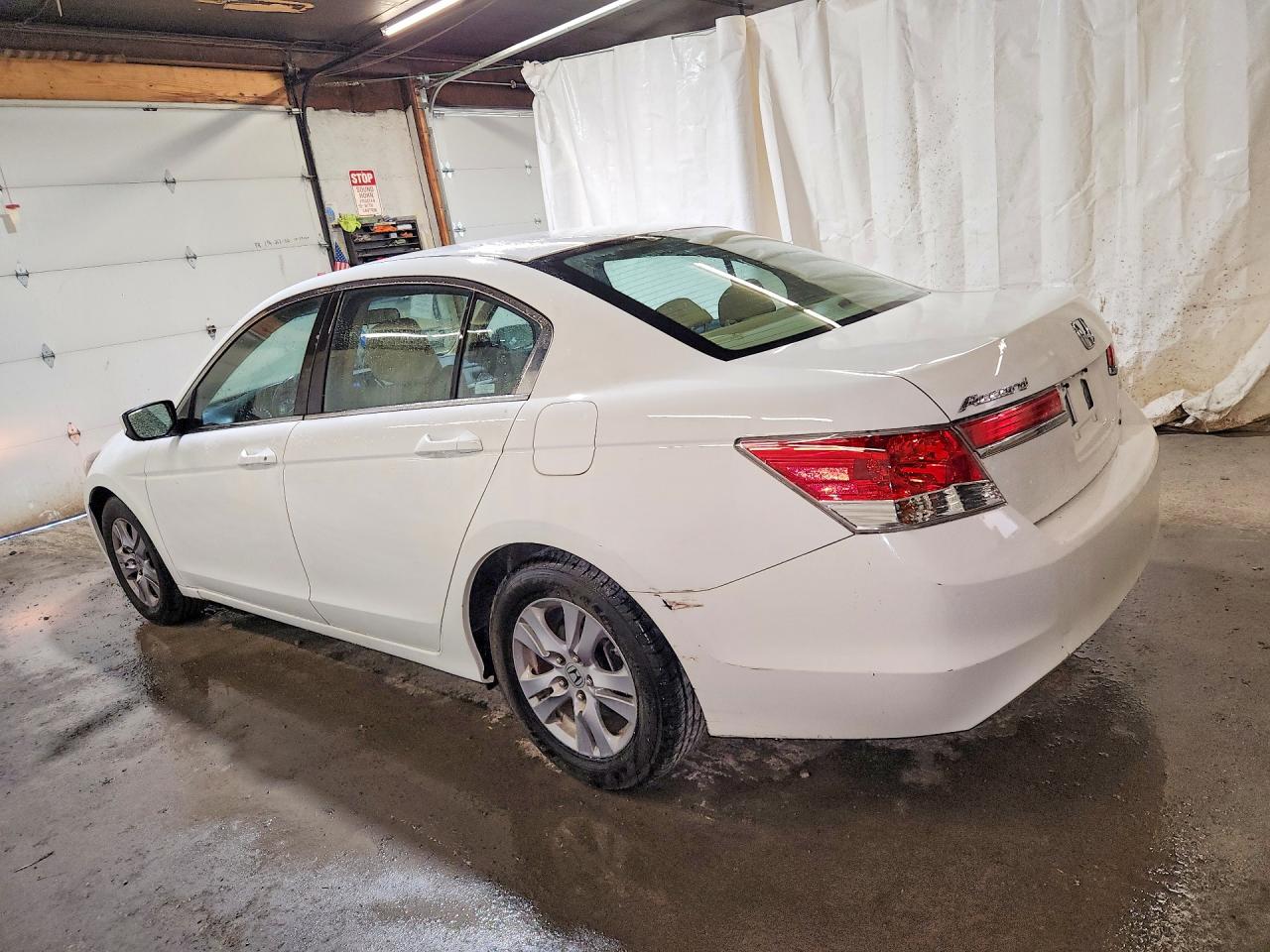 2011 HONDA ACCORD SE photo 3