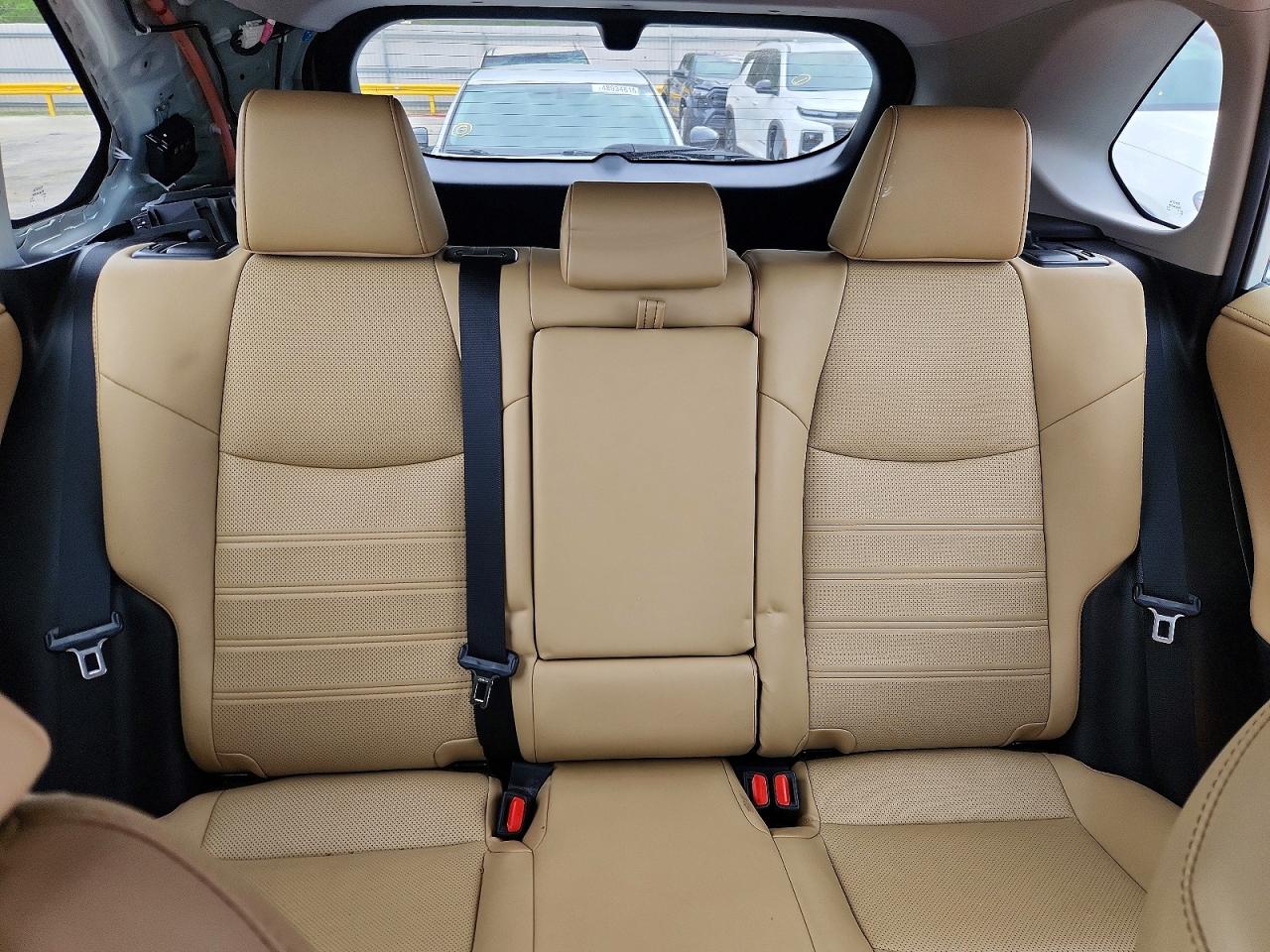 2019 TOYOTA RAV4 LIMITED photo 19