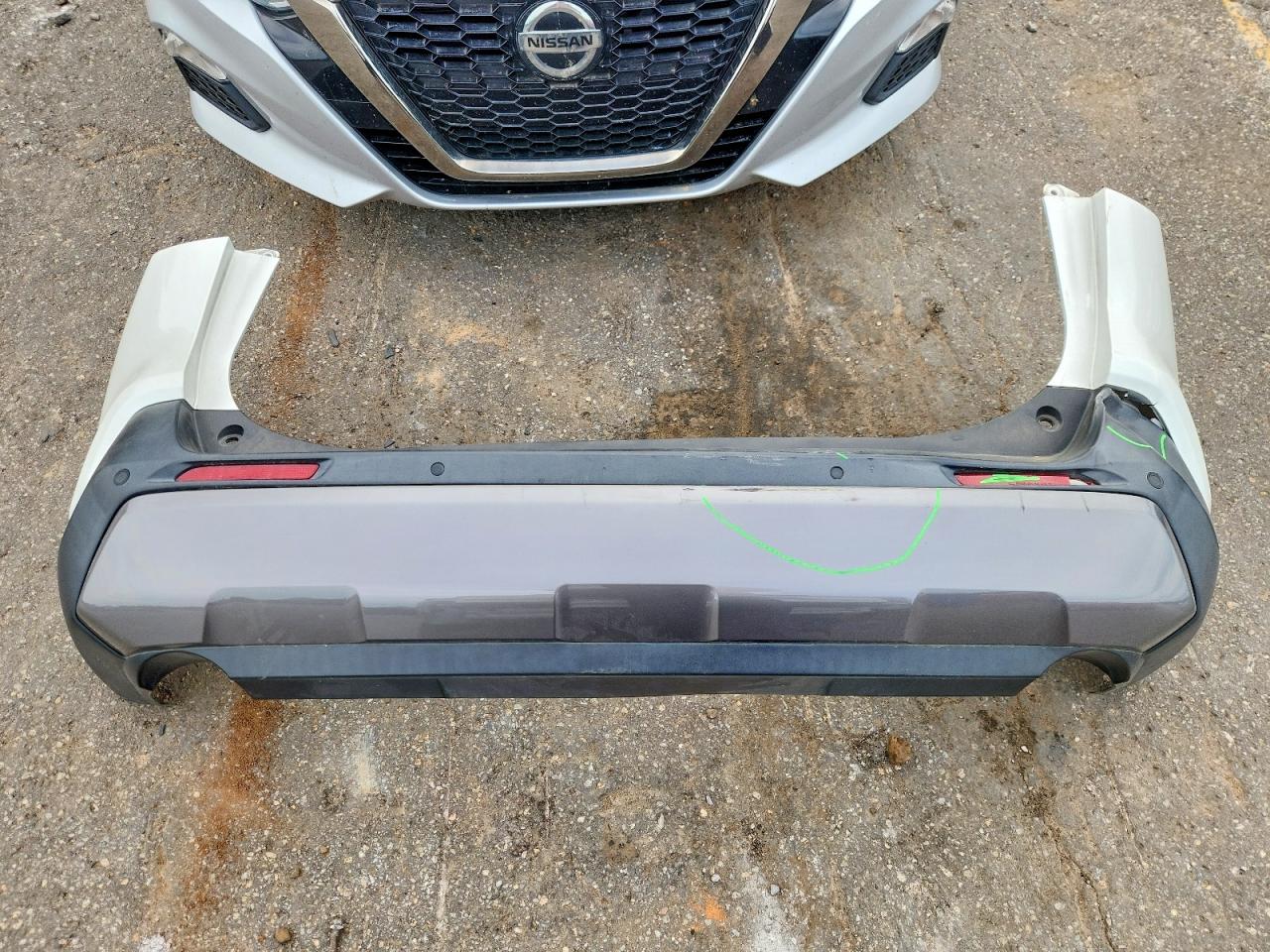 2019 TOYOTA RAV4 LIMITED photo 25