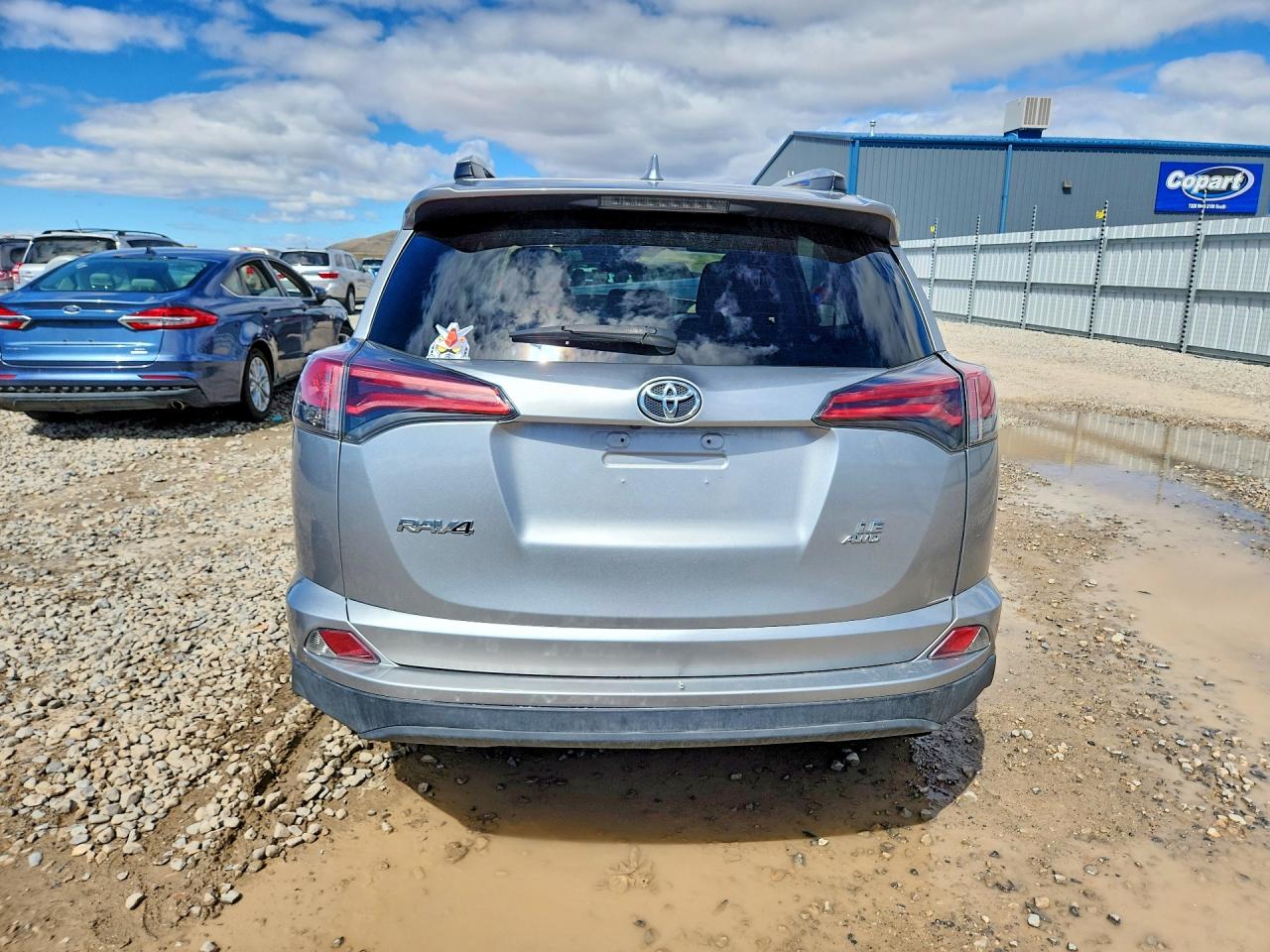 2016 TOYOTA RAV4 LE photo 6