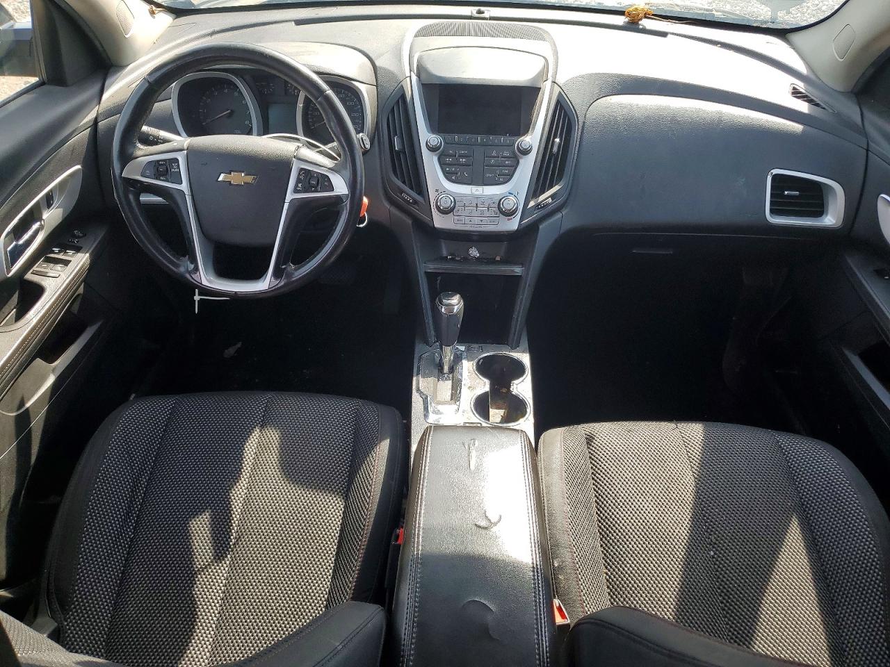 2017 CHEVROLET EQUINOX LT photo 8