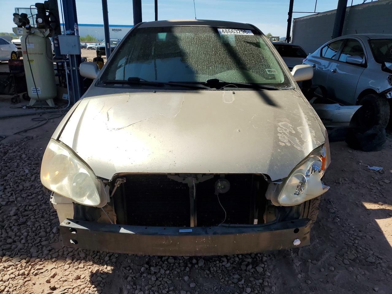 2004 TOYOTA COROLLA LE photo 13