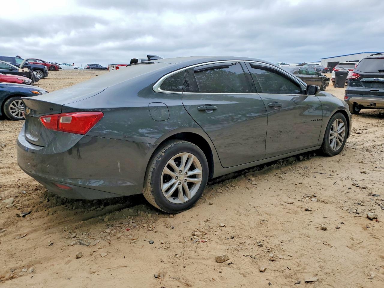 2018 CHEVROLET MALIBU LT photo 5