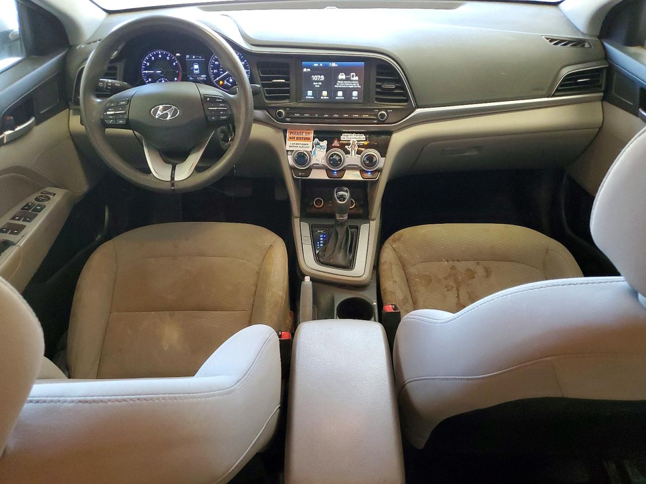 2019 HYUNDAI ELANTRA SEL photo 22